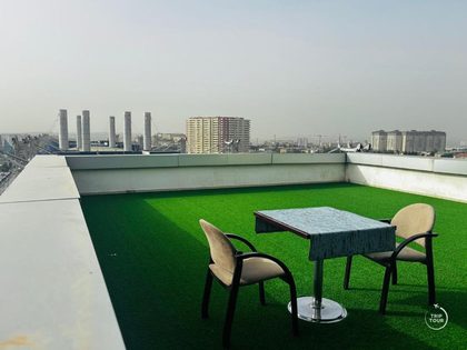 Cross Way Hotel